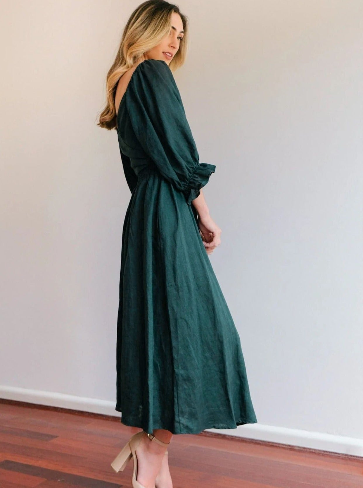 Emerald Ruffled Lantern Sleeve Elegant Wear