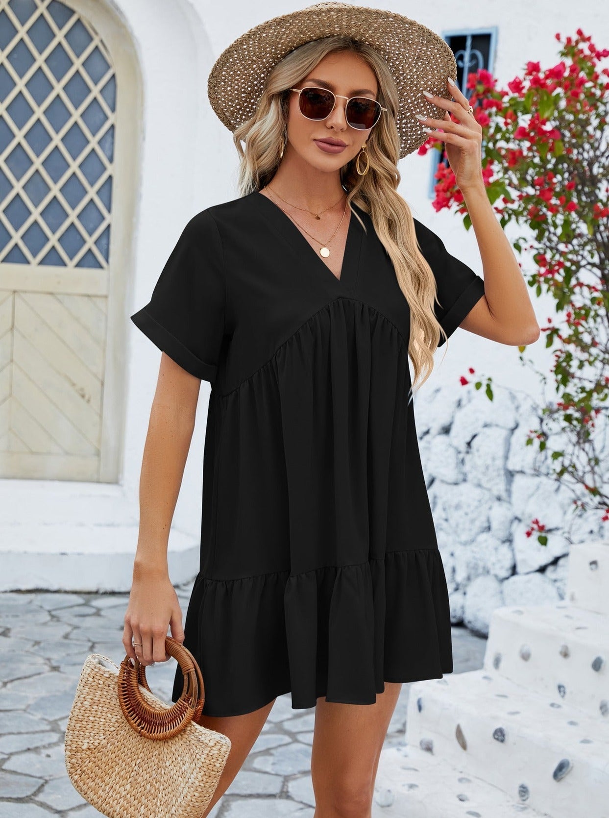 Black V-Neck Loose Pleated Dress